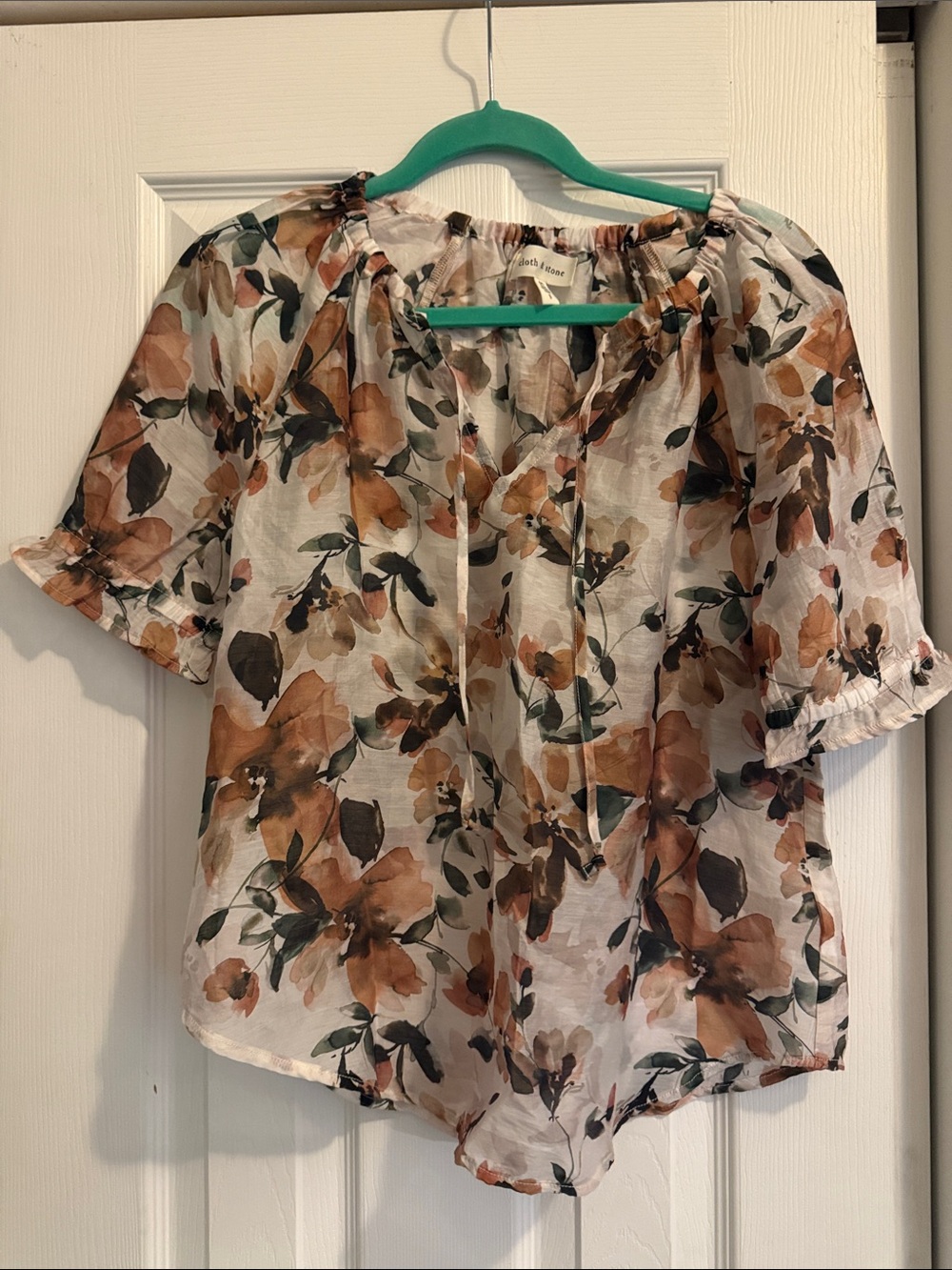 Cloth & Stone Short-Sleeve Ruffle Tie-Neck Top S